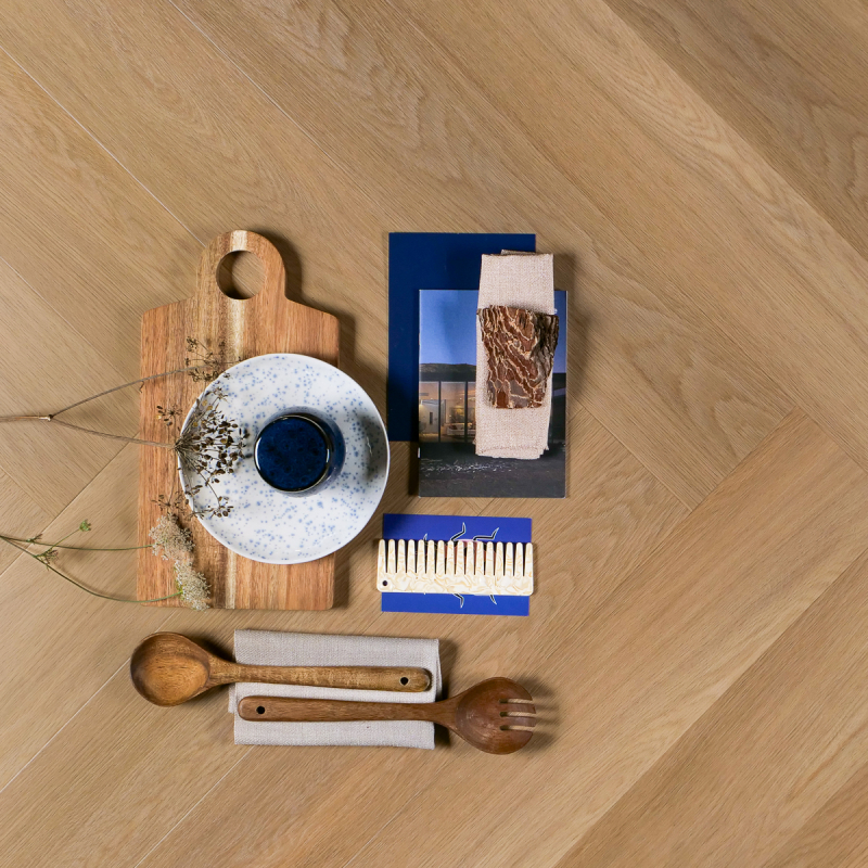 OTIUM at Home - OTIUM Hibiscus herringbone SPC Rigid - PVC Klik - Afbeelding 2