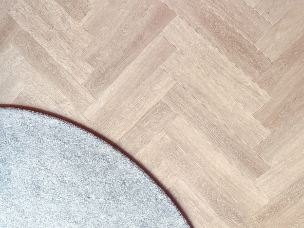 Floer - Floer Visgraat PVC – Puur Eiken - PVC Plak - PVC Plak - Afbeelding 2